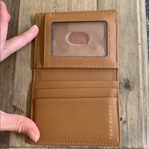 Tory Burch Bags - Tory Burch small wallet Tory Burch Bags - Tory Burch small wallet